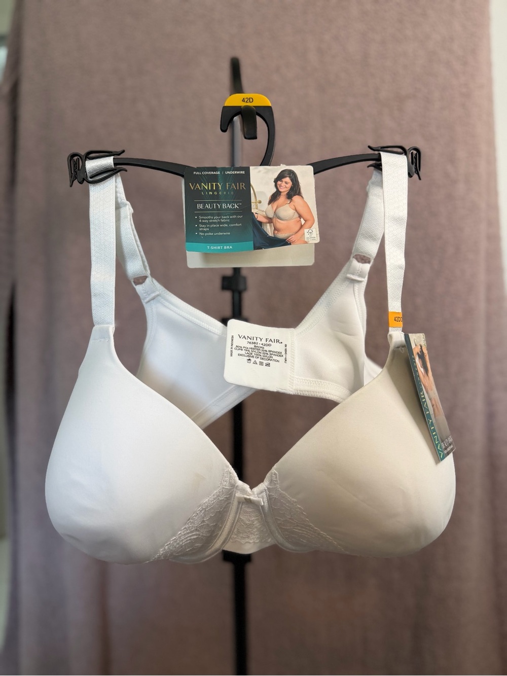 Vanity Fair White T-Shirt Beauty Back Bra with Lace Accent